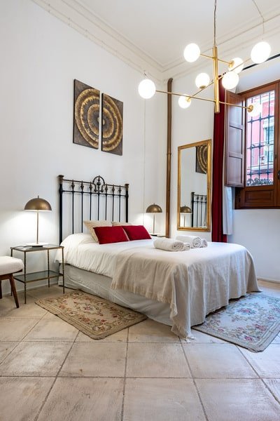 Apartamentos Malaga Teatro Suites Patio 61